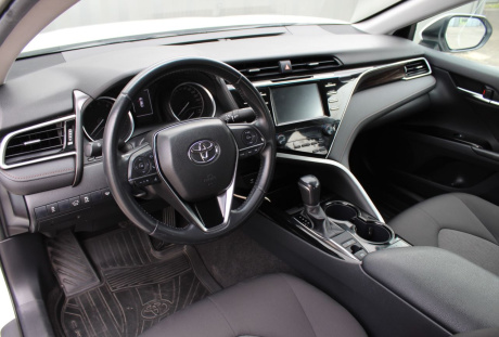 Toyota Camry 2020 года с пробегом 81 407 км, фото 15